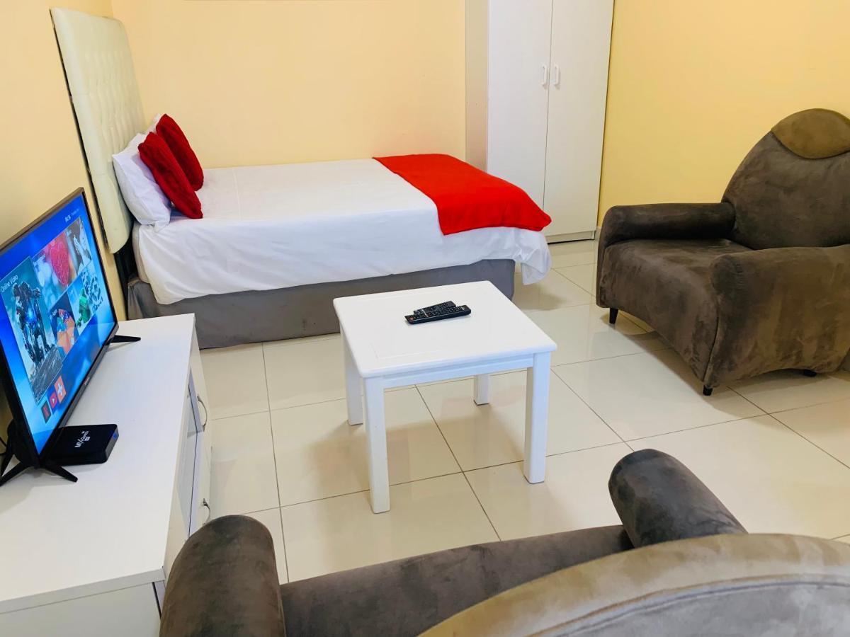 Mowetu Guest House Città del Capo Esterno foto