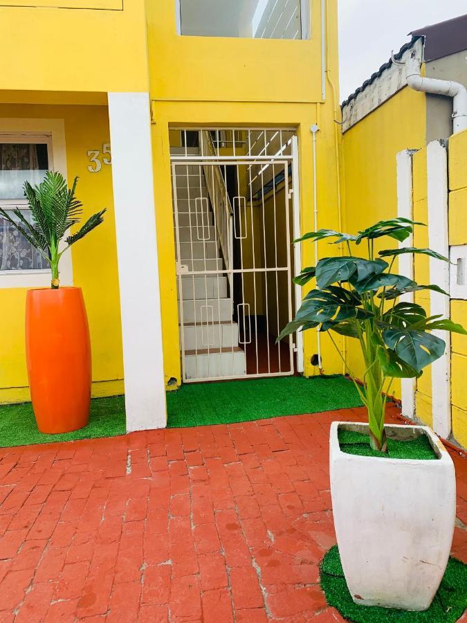Mowetu Guest House Città del Capo Esterno foto